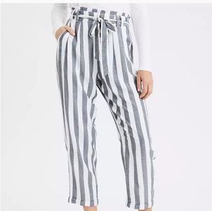 American Eagle Vertical Stripe Tie Waist Pants. Medium